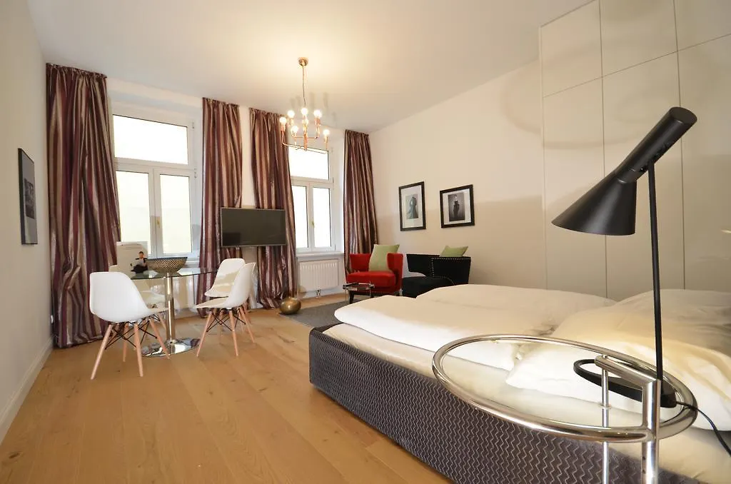 Vienna Prestige Boutique Apartments City Center 0*,
